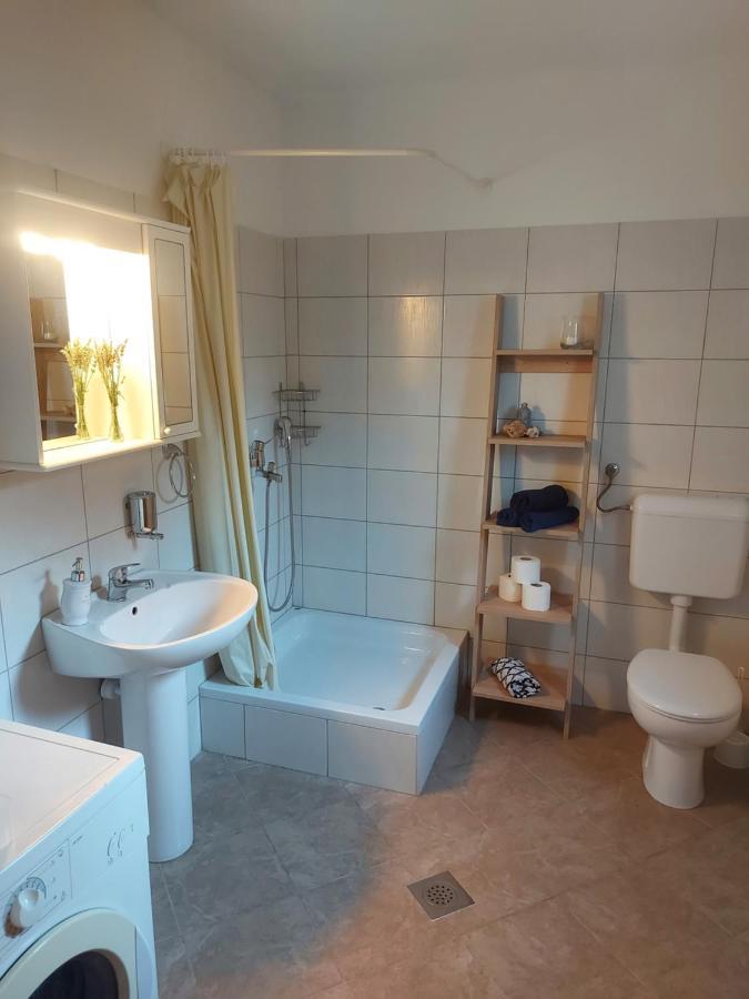 Holiday Home Pepe Banj Ngoại thất bức ảnh