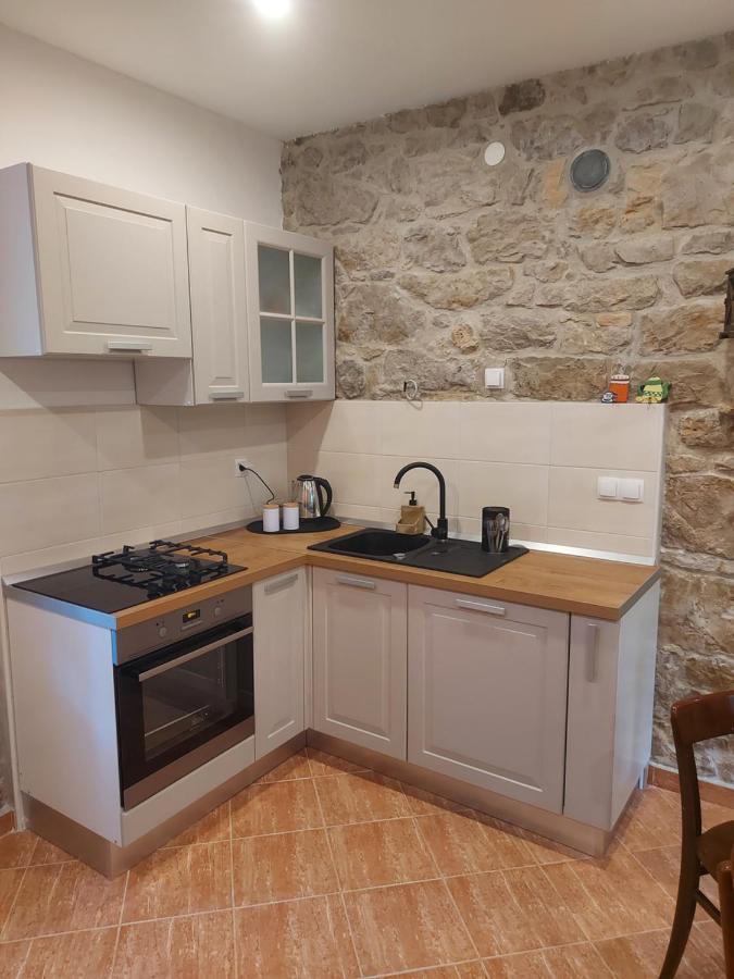 Holiday Home Pepe Banj Ngoại thất bức ảnh