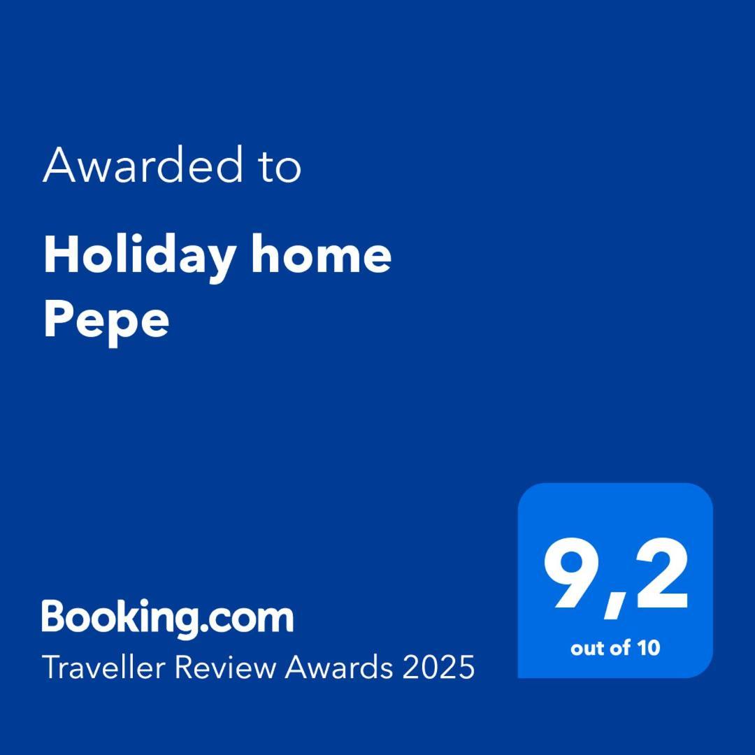 Holiday Home Pepe Banj Ngoại thất bức ảnh
